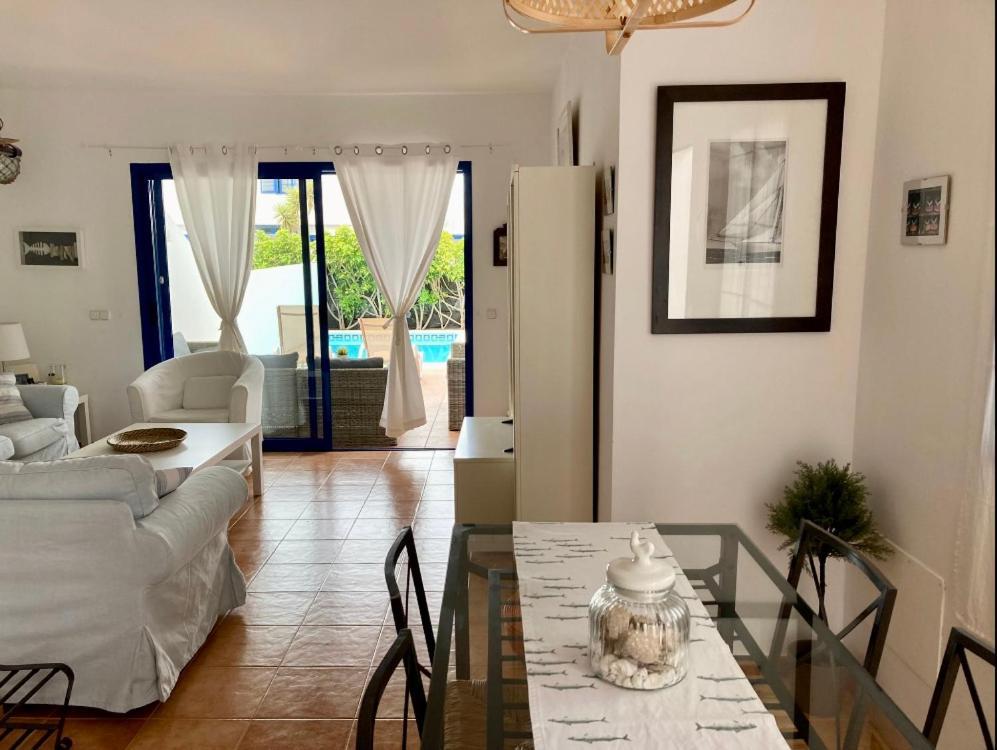 Villa Dunia By Villitas Playa Blanca  Exterior photo